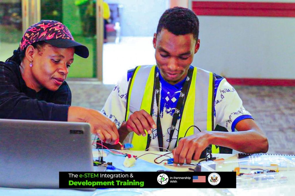 STEMi Makers Africa training of teachers in Botswana